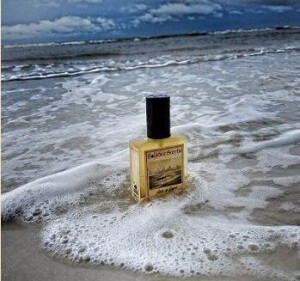 Sea of Gray от Solstice Scents: композиция, вдохновлённая морской стихией